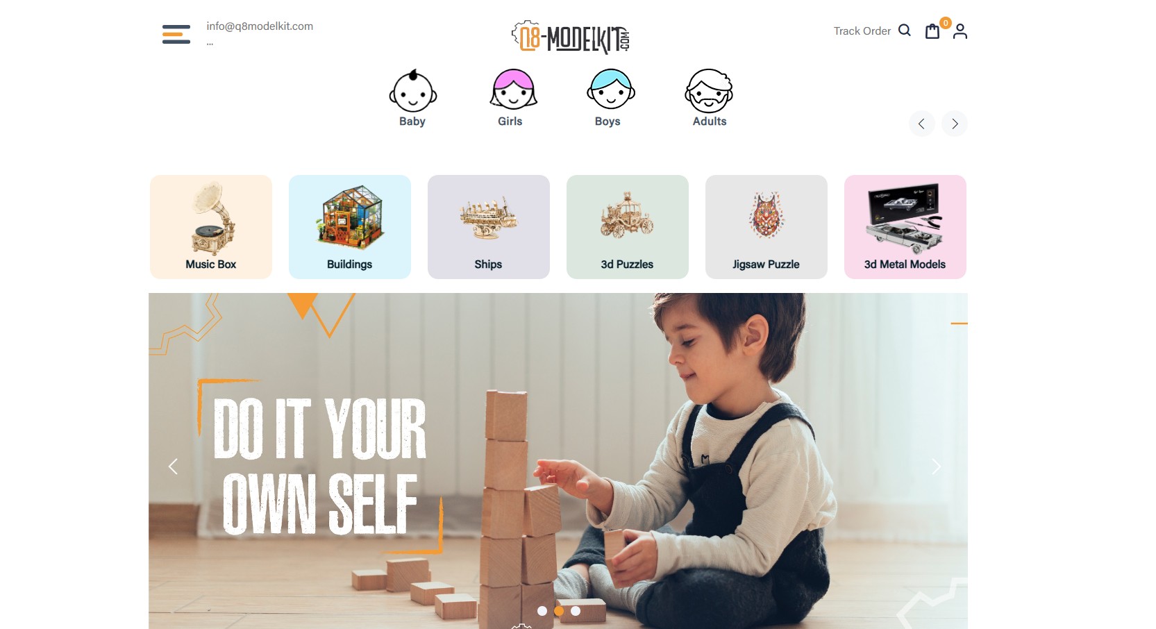 تطوير واجهة المستخدم UI/UX